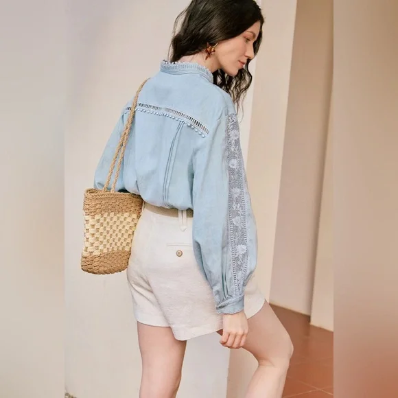 Petite Studio Anne Linen Shorts in White